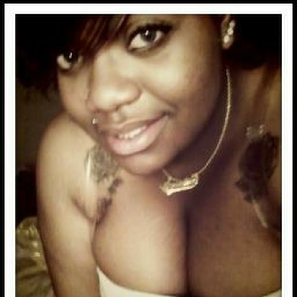 Meet your Posher, Aurelia